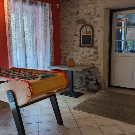 Chambres D'Hotes Les Lits Des Fees Saint-Floret Bagian luar foto